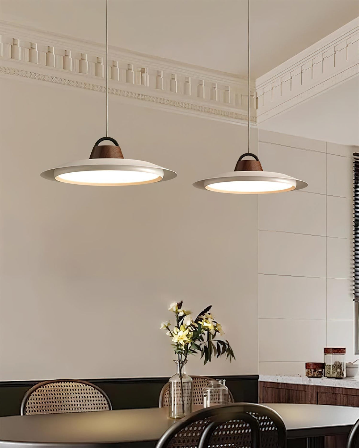 Liorivaine Modern Pendant Light