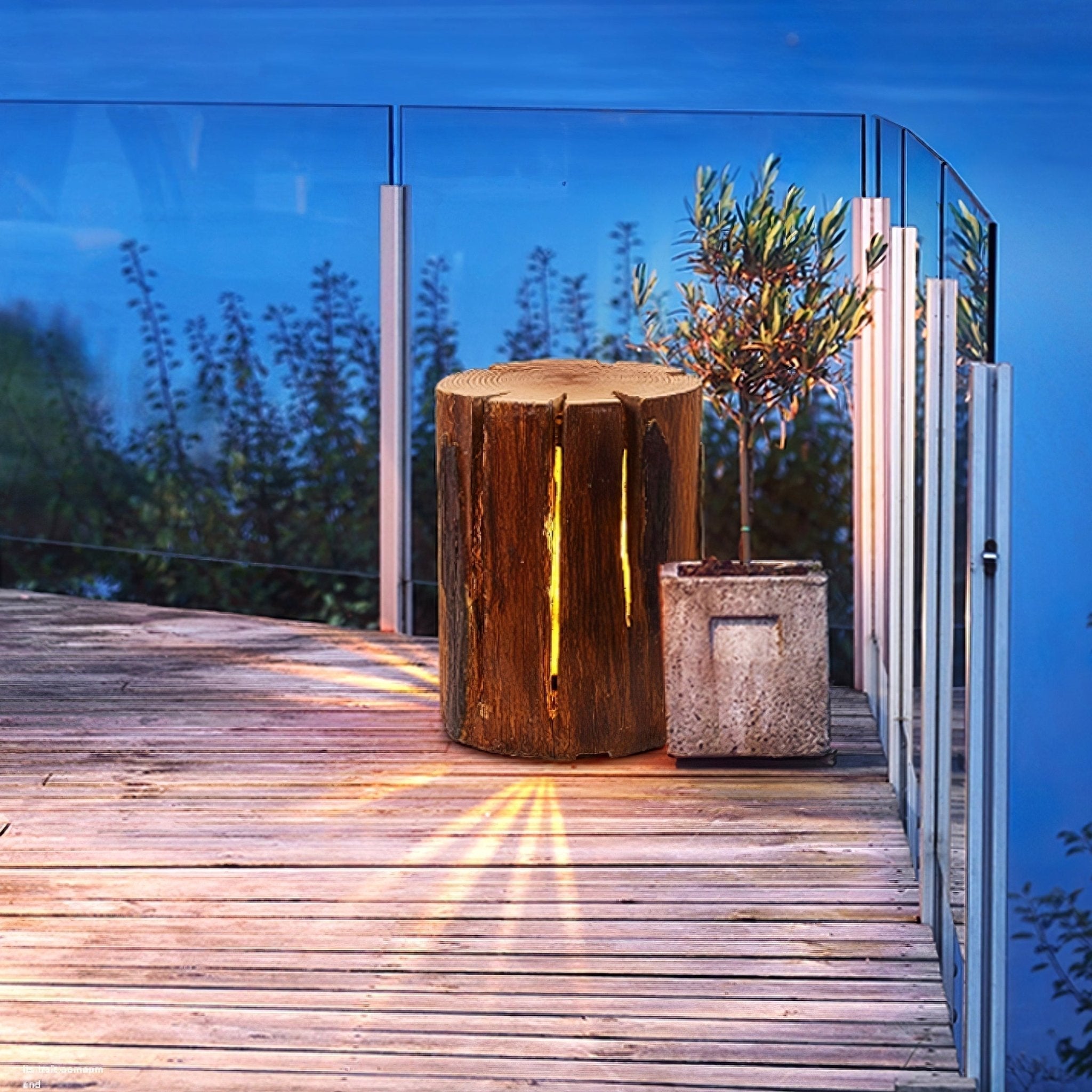 Lemn Log Outdoor LED Light