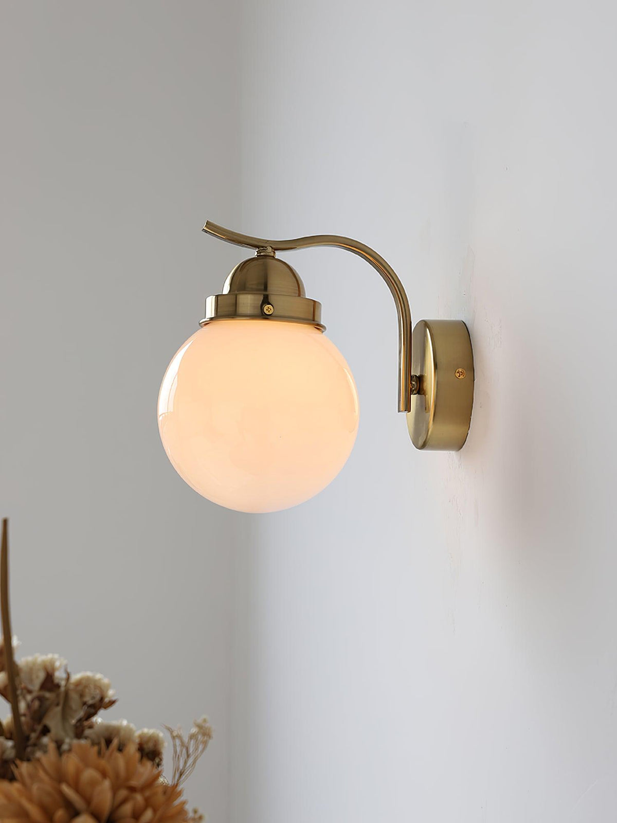 Avrinir Modern Minimalist Glass Wall Lamp