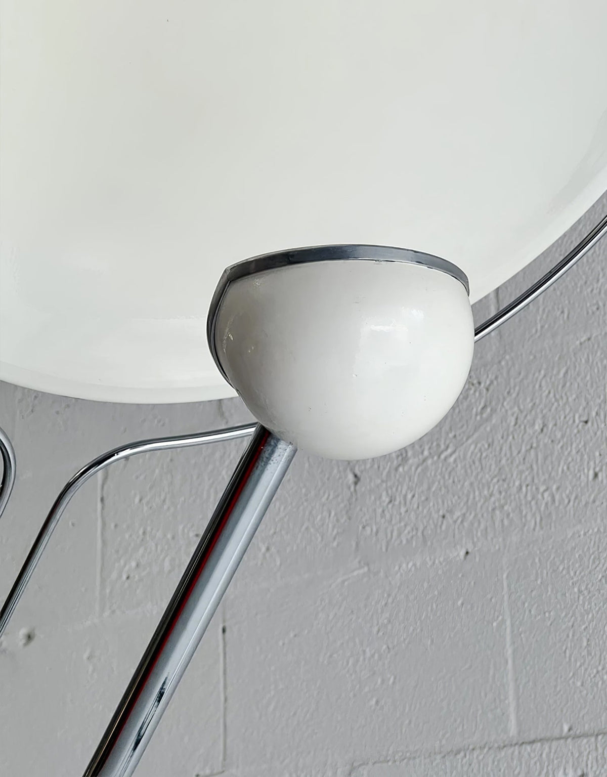 Olvenel Sculptural Chrome Marble Floor Lamp