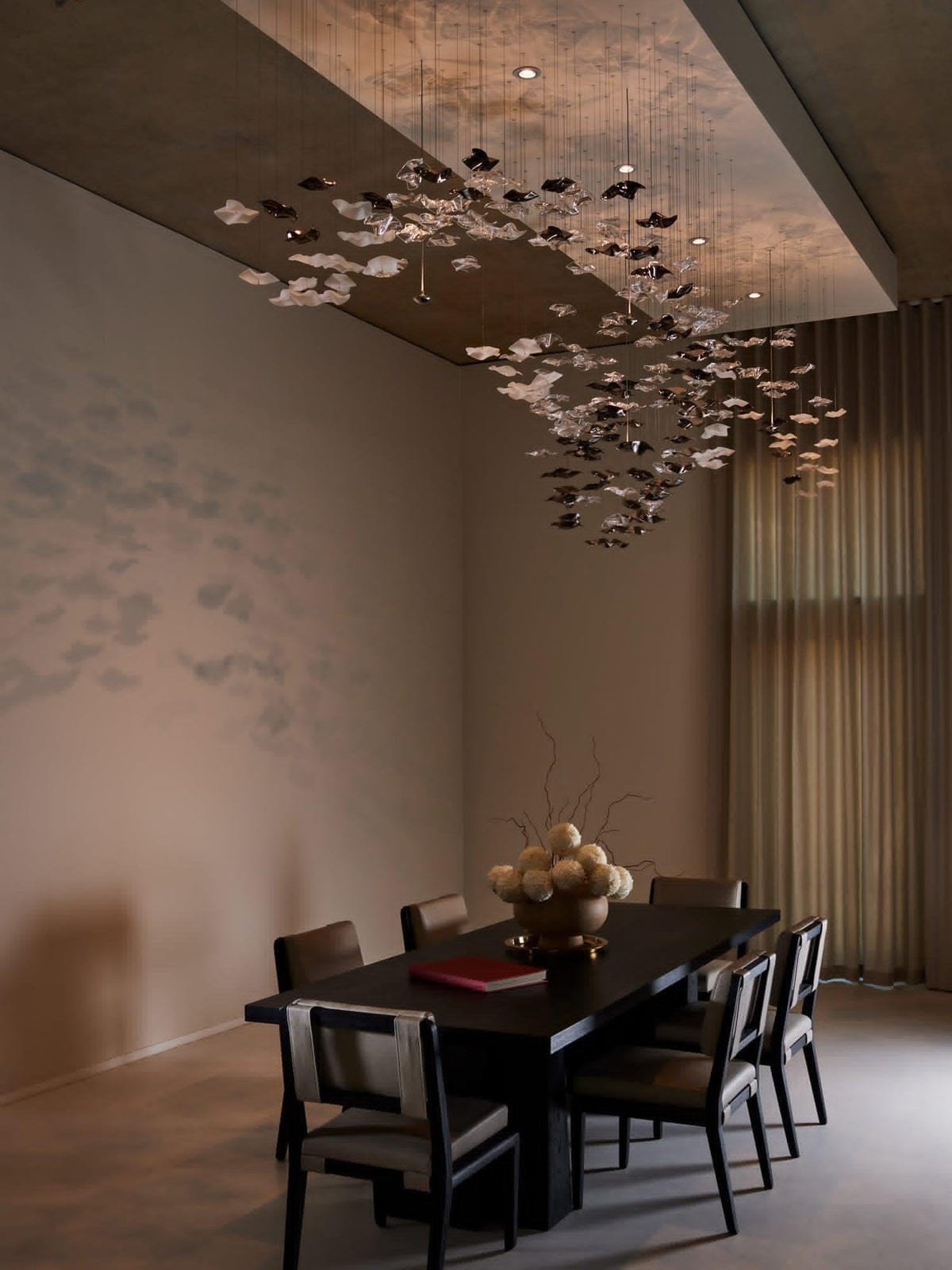 Lisk Luxury Brass Linear Chandelier