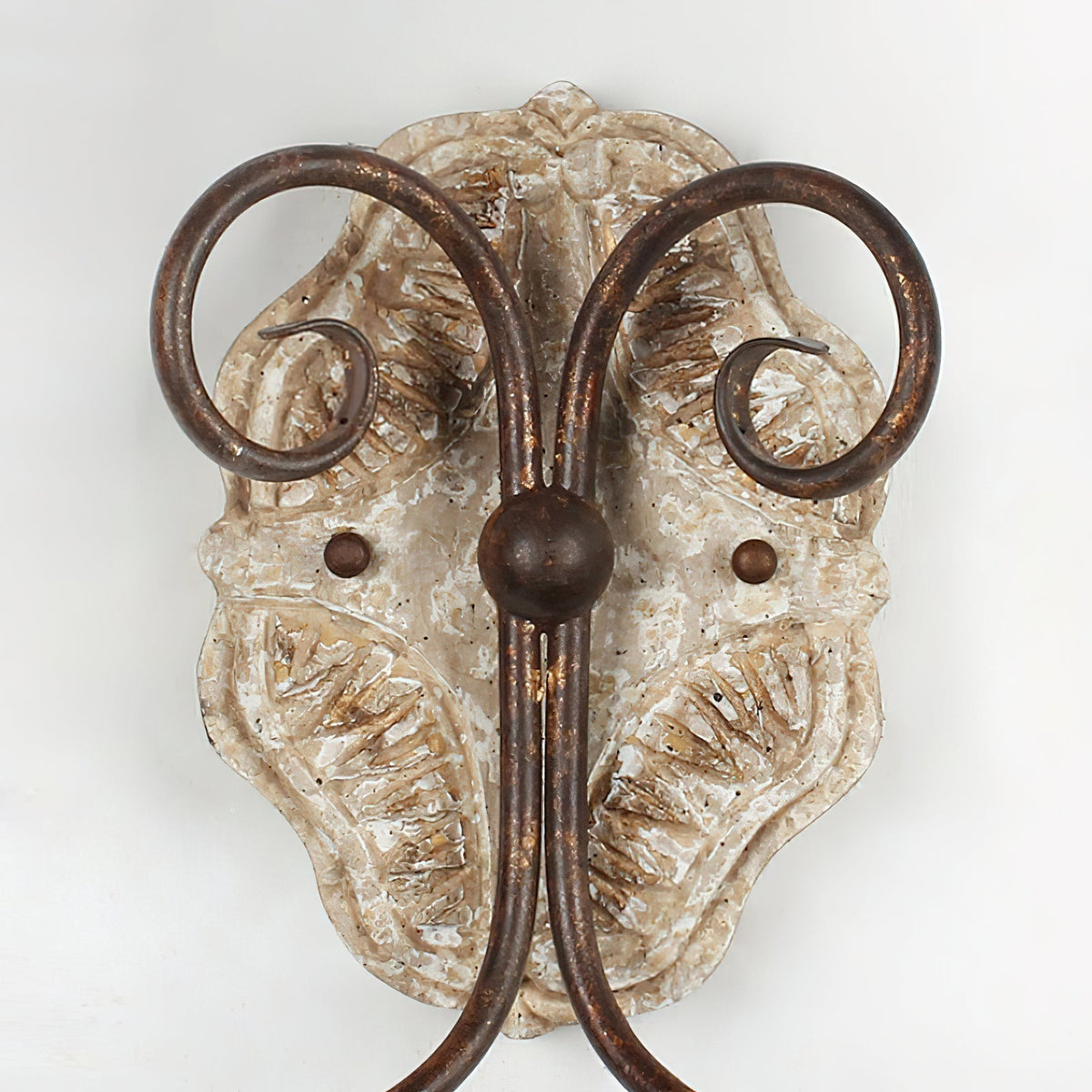 Viraiiella Wall Lamp