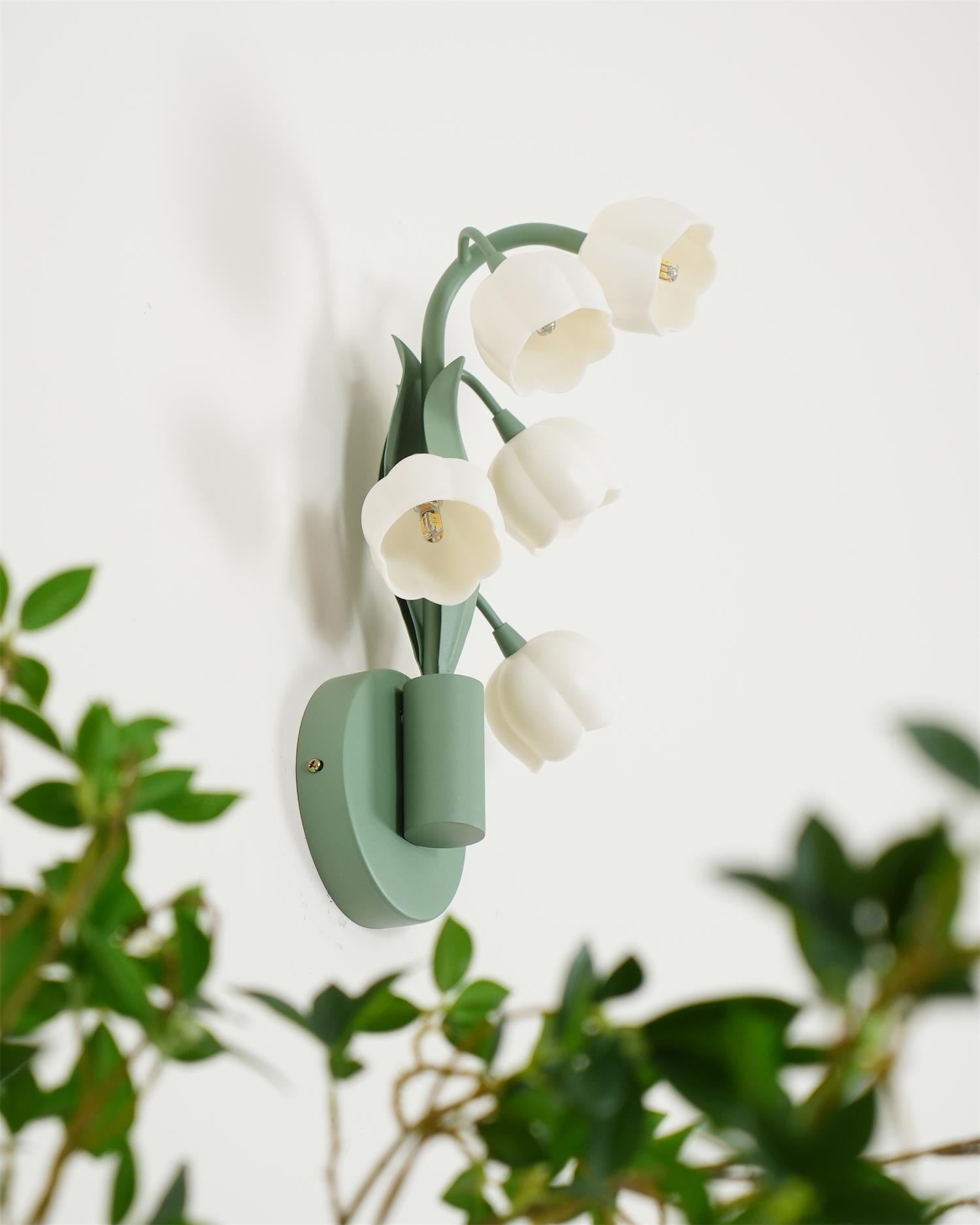 Lily Wall Lamp - Neutral Decor