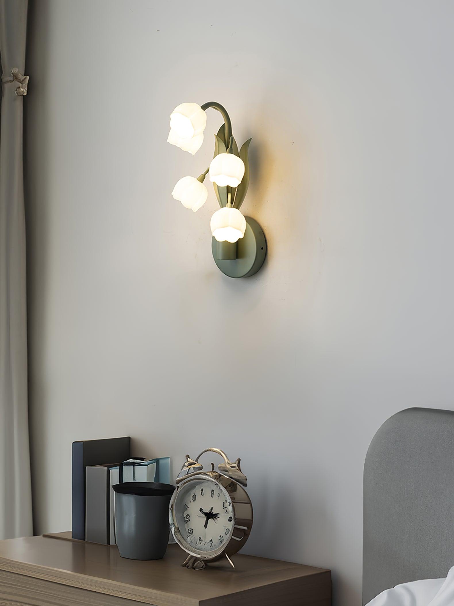 Lily Wall Lamp - Neutral Decor