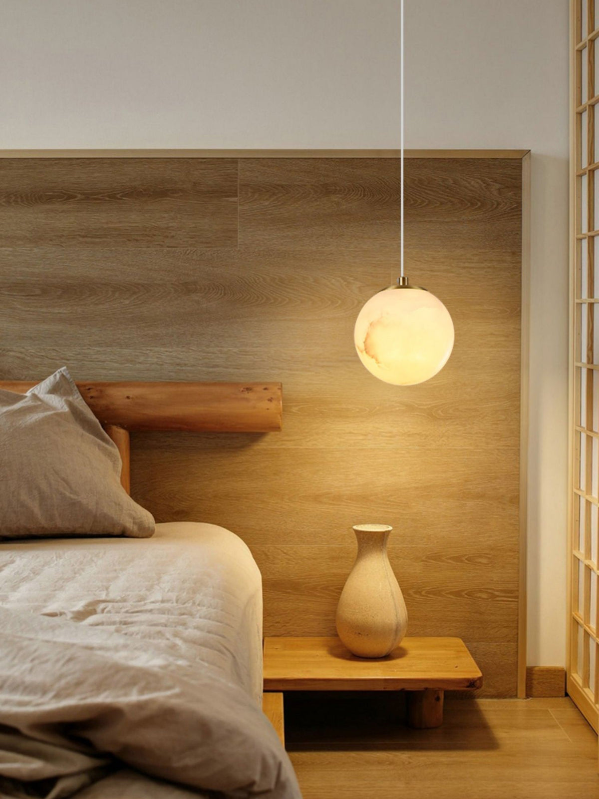 Nivenia Alabaster Pendant Light
