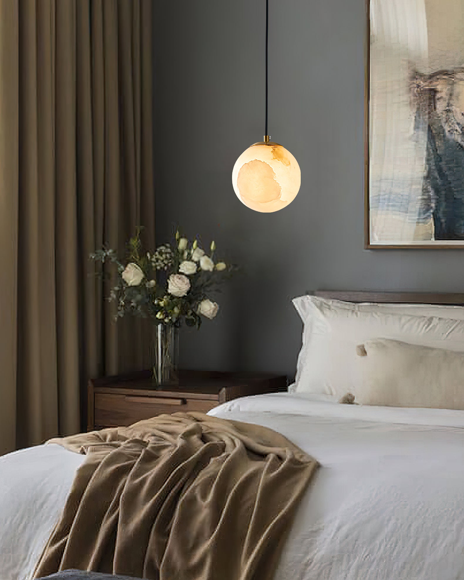 Nivenia Alabaster Pendant Light