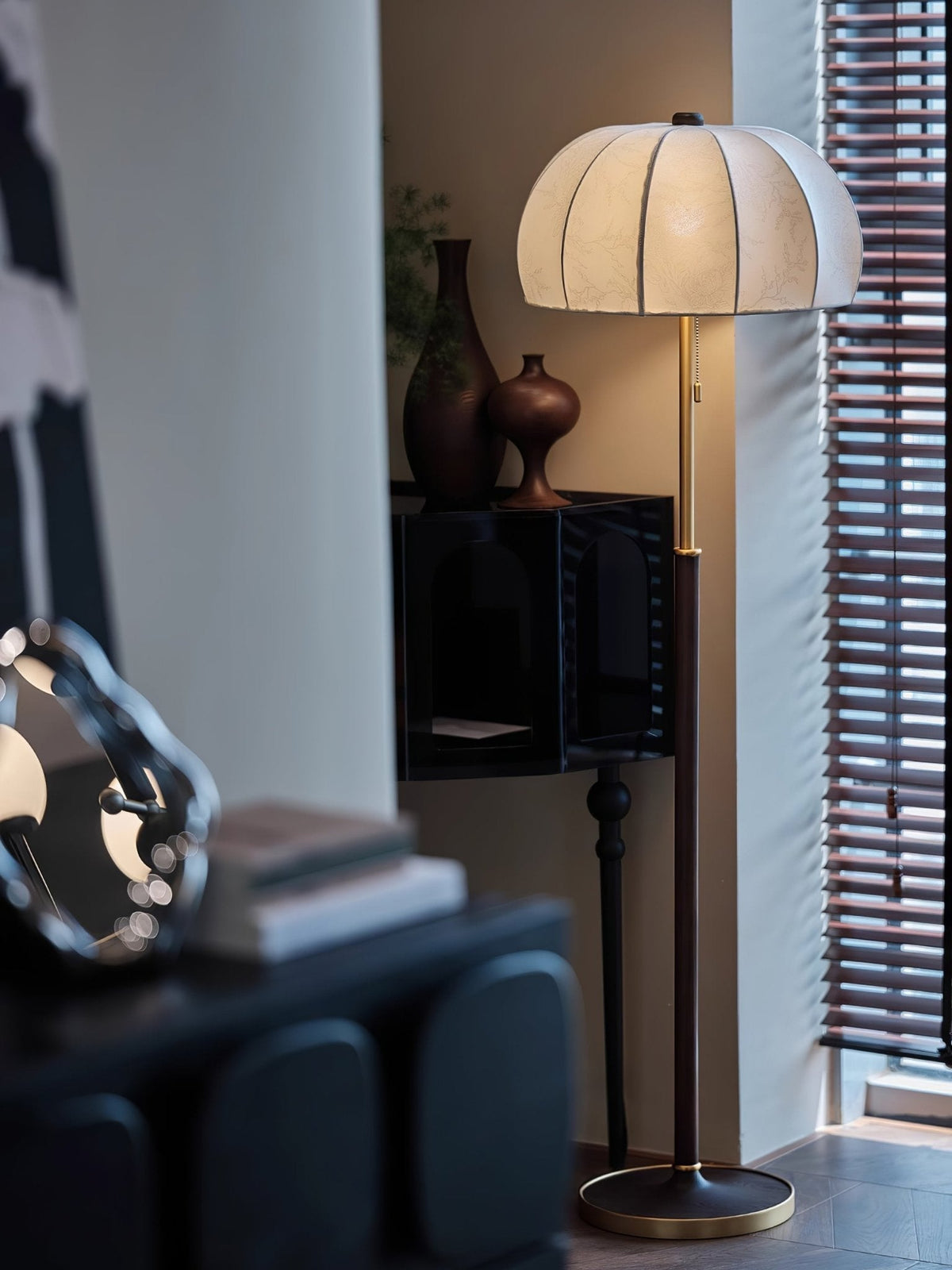 Cularo Fabric Wood Floor Lamp