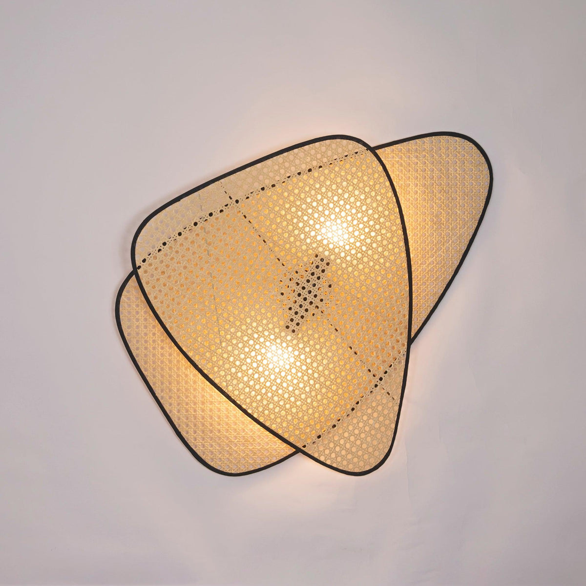 Caneira Art Natural Cannage Bamboo Sconce Wall lamp