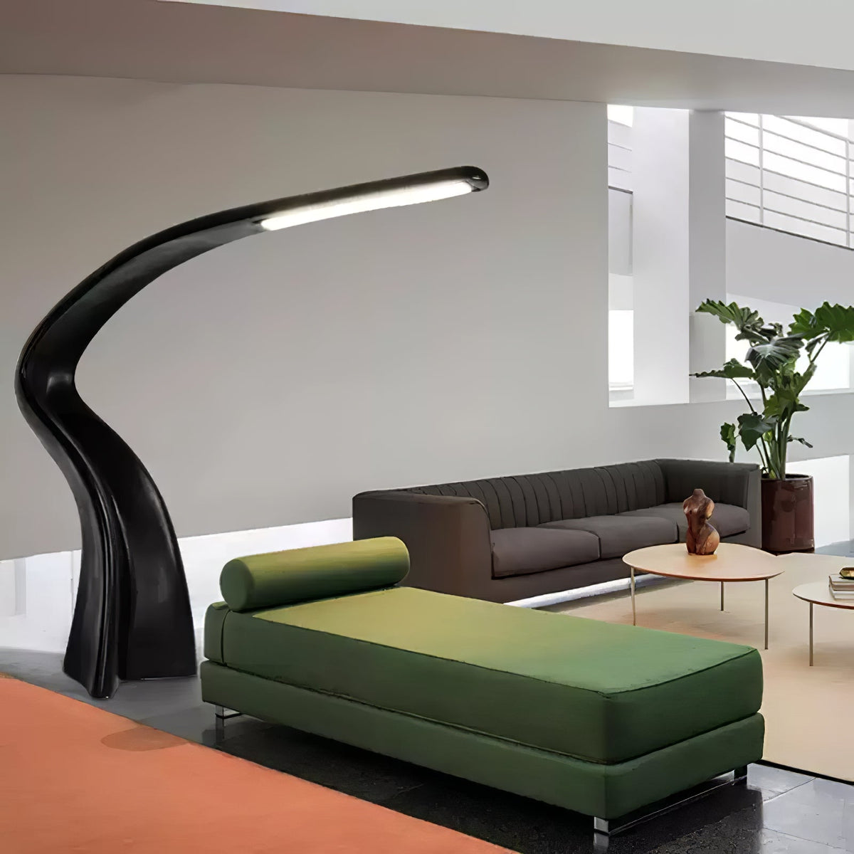 Fluten Black Modern Floor Lamp