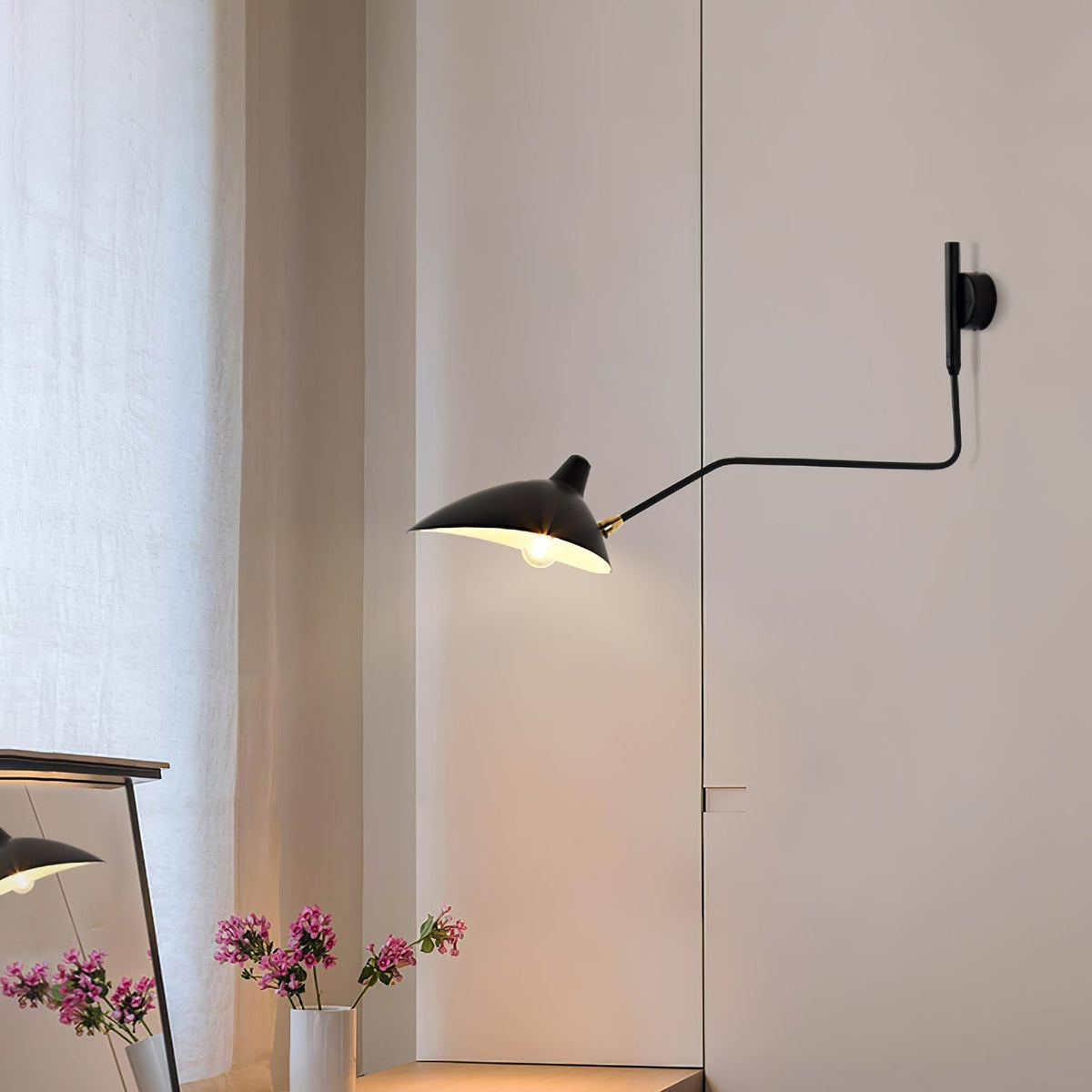 Avenarora Wall Sconce One-Arm