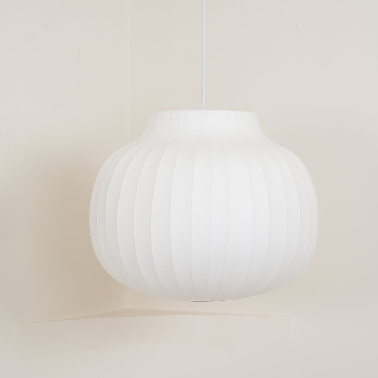 Teriivora Silk Ribbed Pendant Light