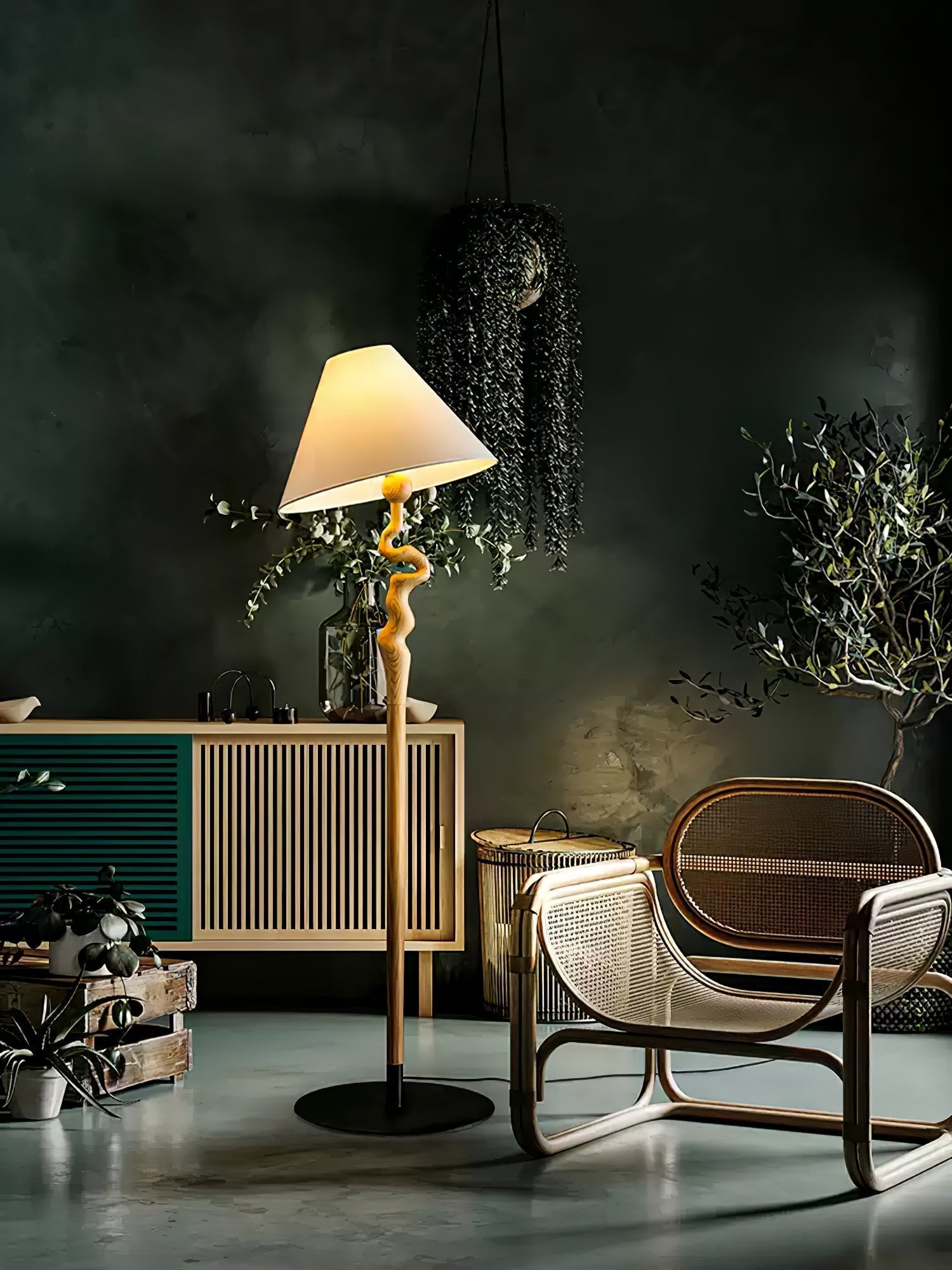 Avloril Artistic Wooden Floor Lamp