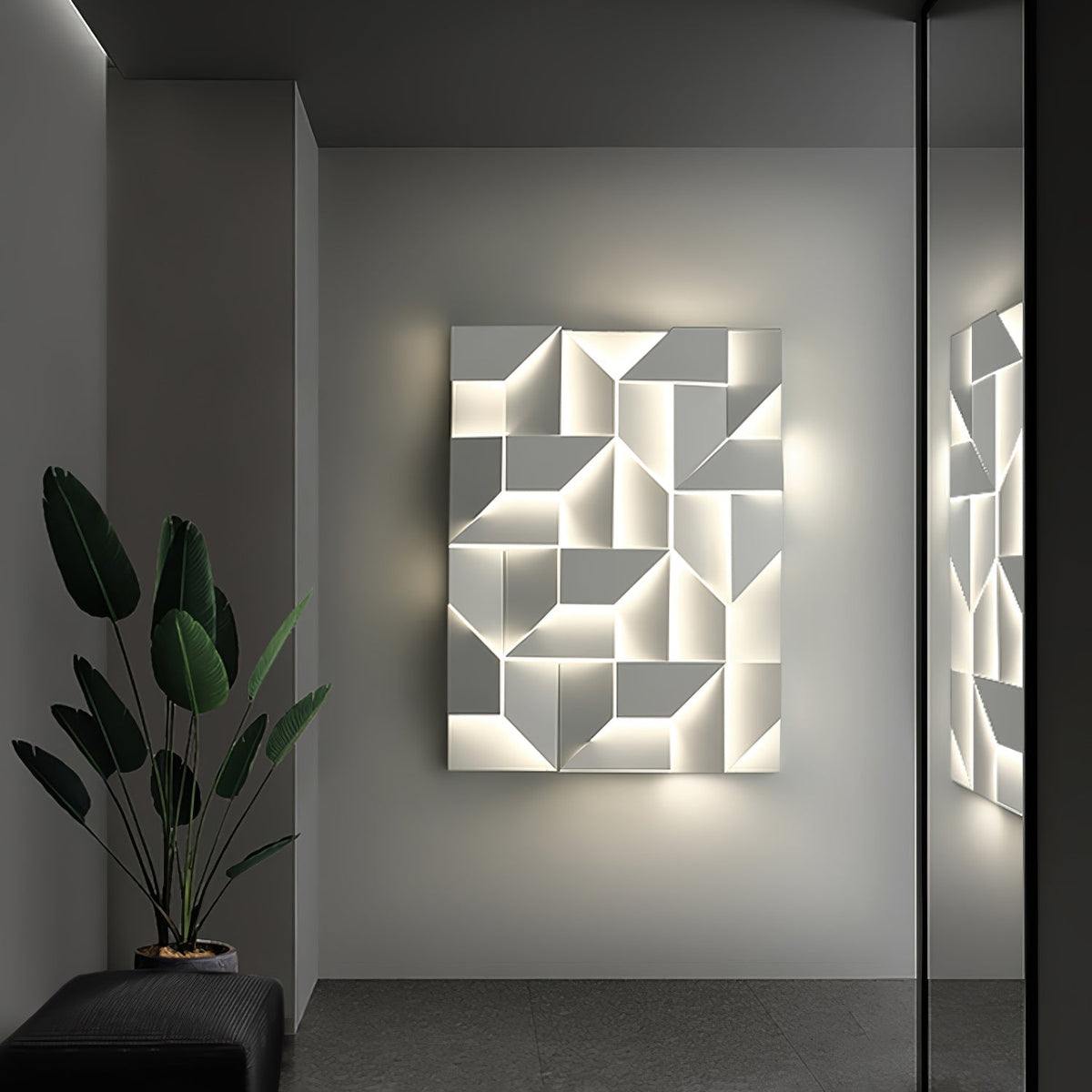 Wynor Shadows Grand Sconce Wall Lamp