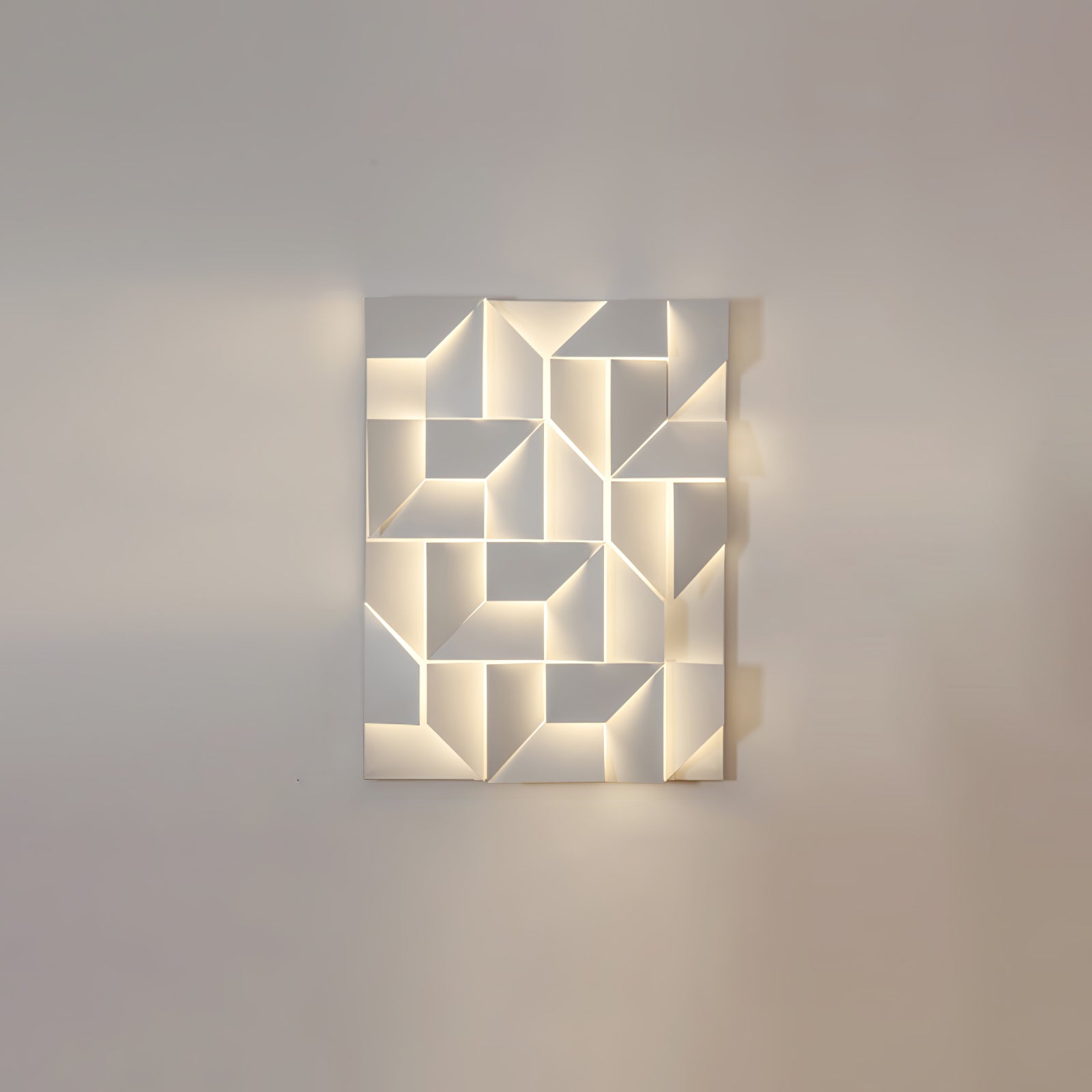 Wynor Shadows Grand Sconce Wall Lamp