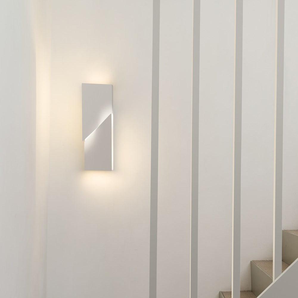 Deloza Shadows Rechargeable Grand Sconce Wall lamp