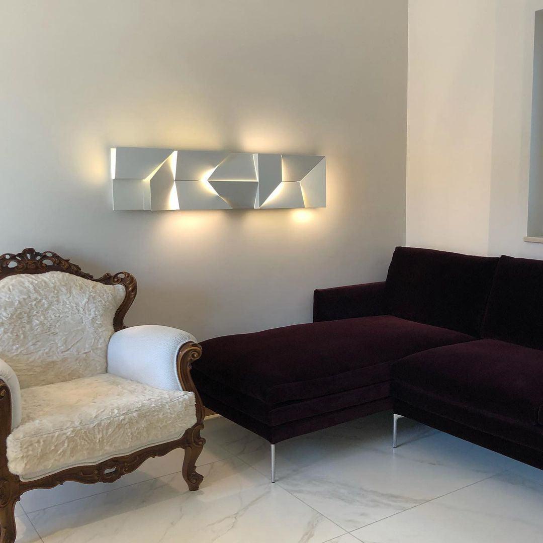 Wynor Shadows Grand Sconce Wall Lamp