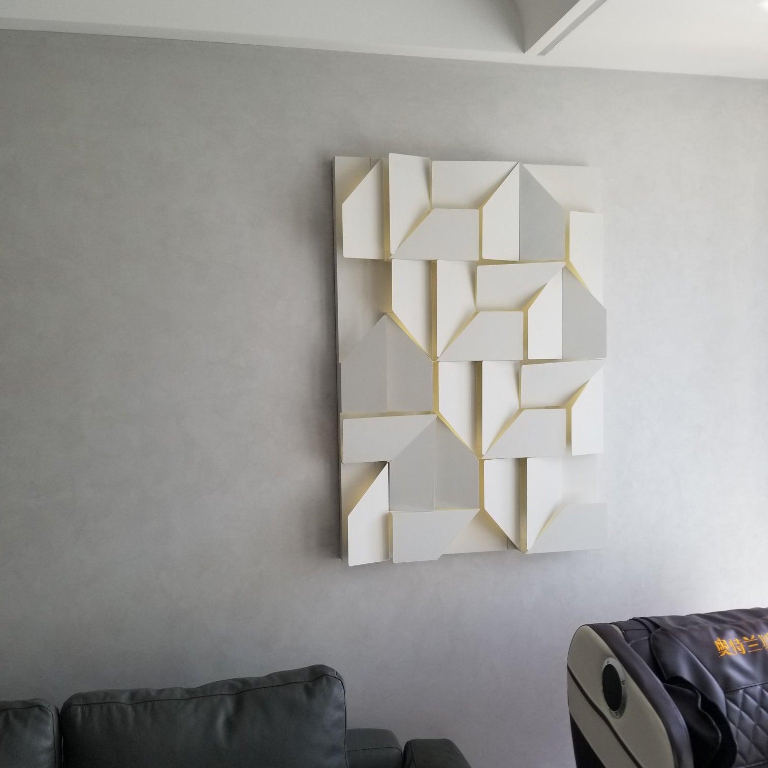 Arthaen Shadows Grand Sconce Wall lamp