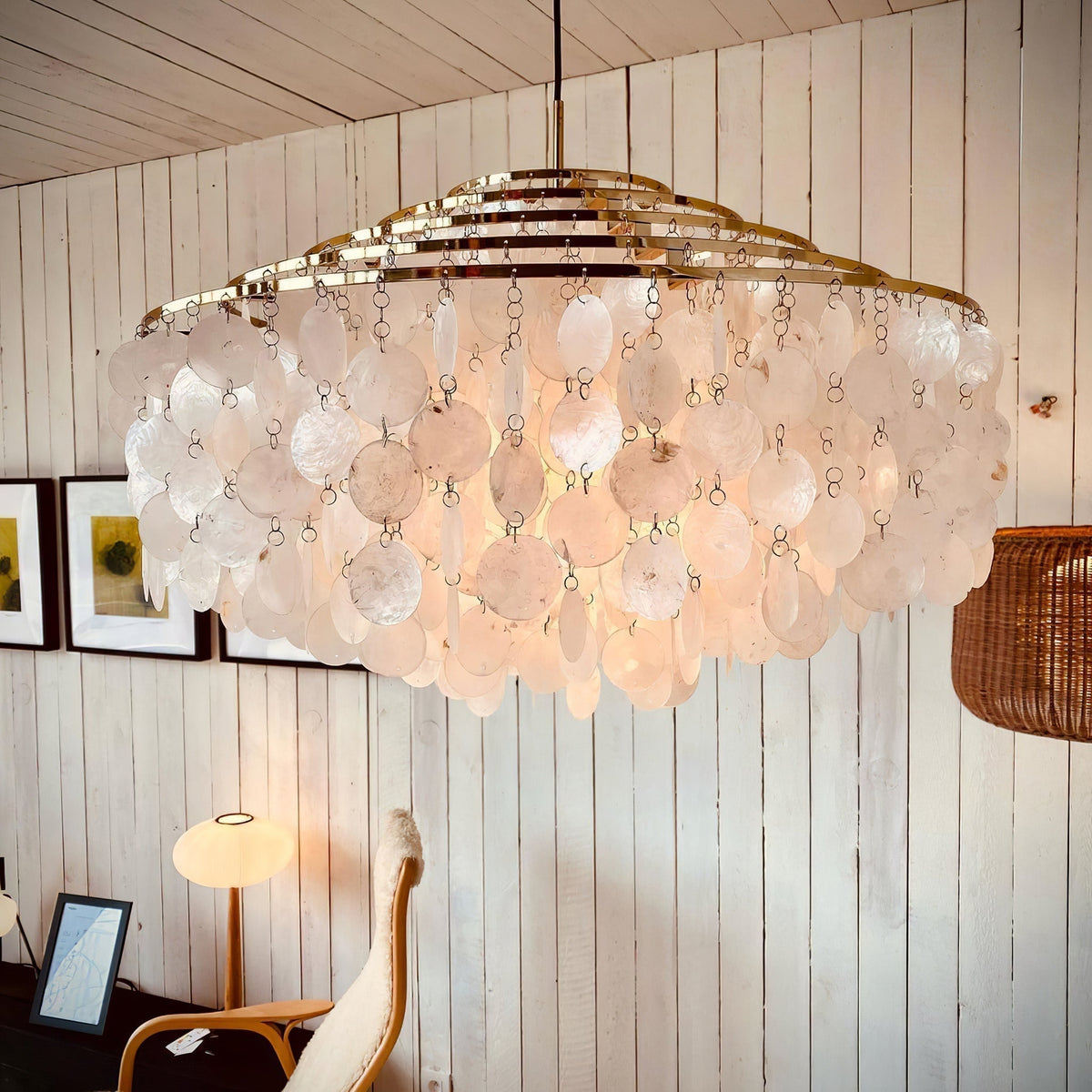 Rivena Pendant Lamp Round Shell Ring