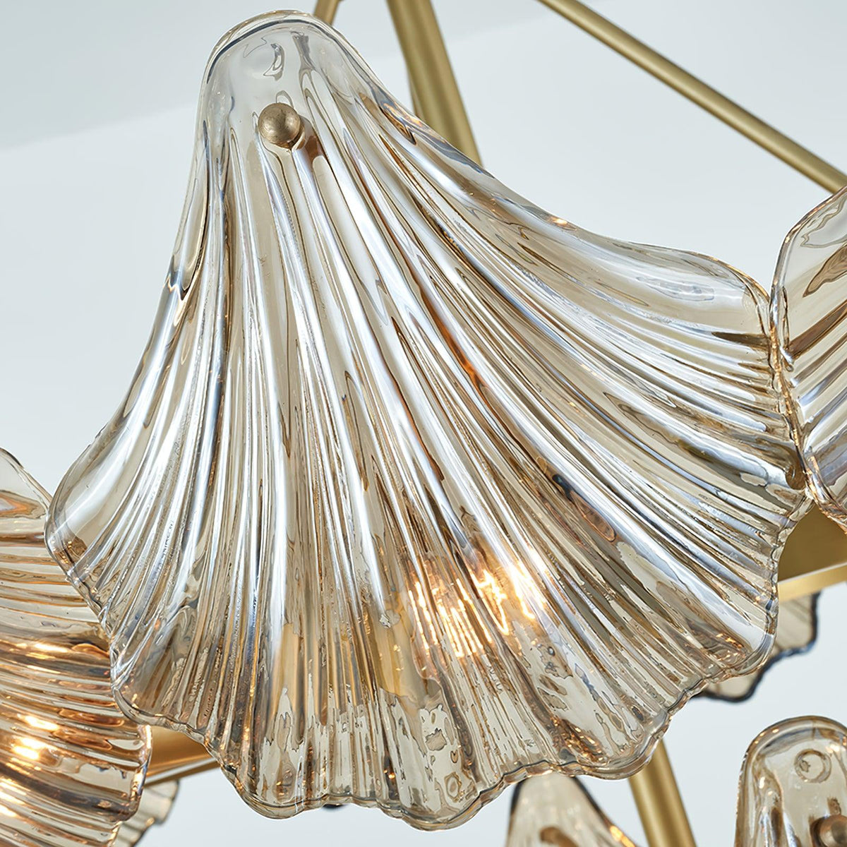 Luxereon Chandelier Shell Crystal Leaf Copper