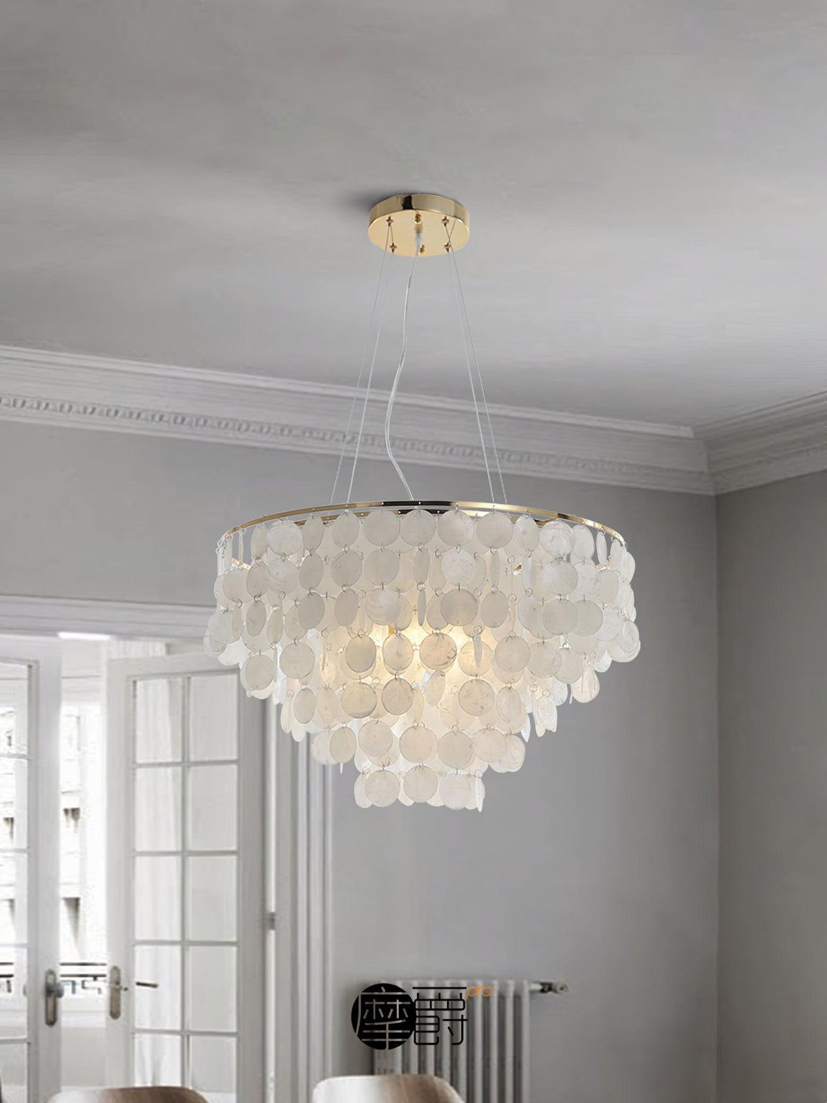 Esileth Postmodern Luxury Shell Wind Chime Chandelier