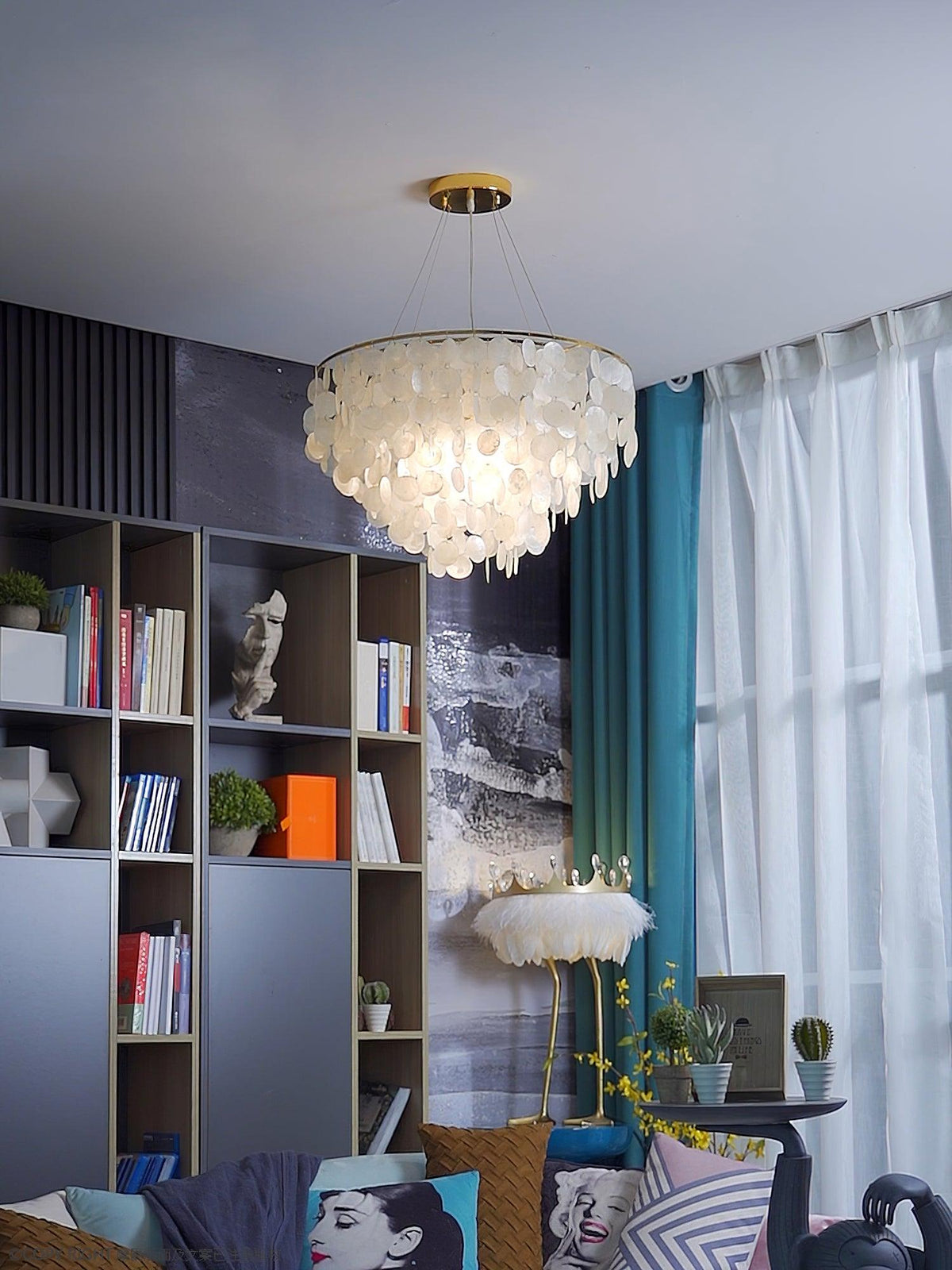 Esileth Postmodern Luxury Shell Wind Chime Chandelier