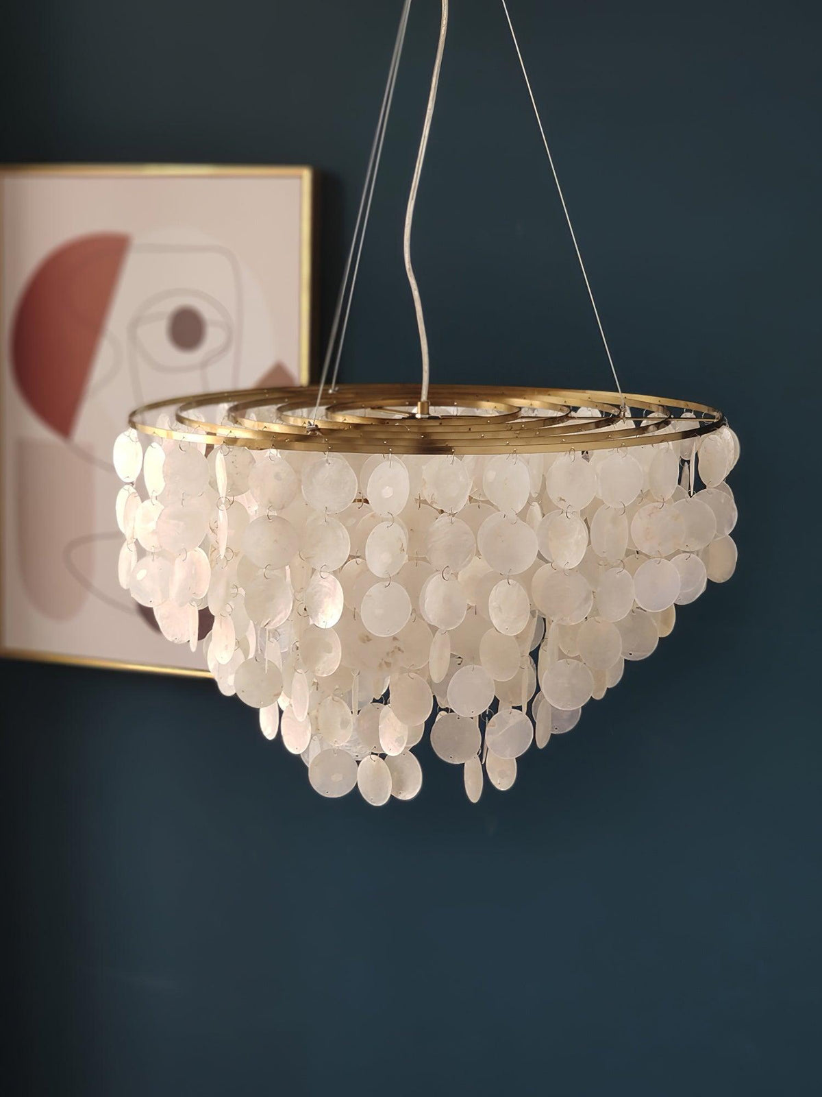 Esileth Postmodern Luxury Shell Wind Chime Chandelier