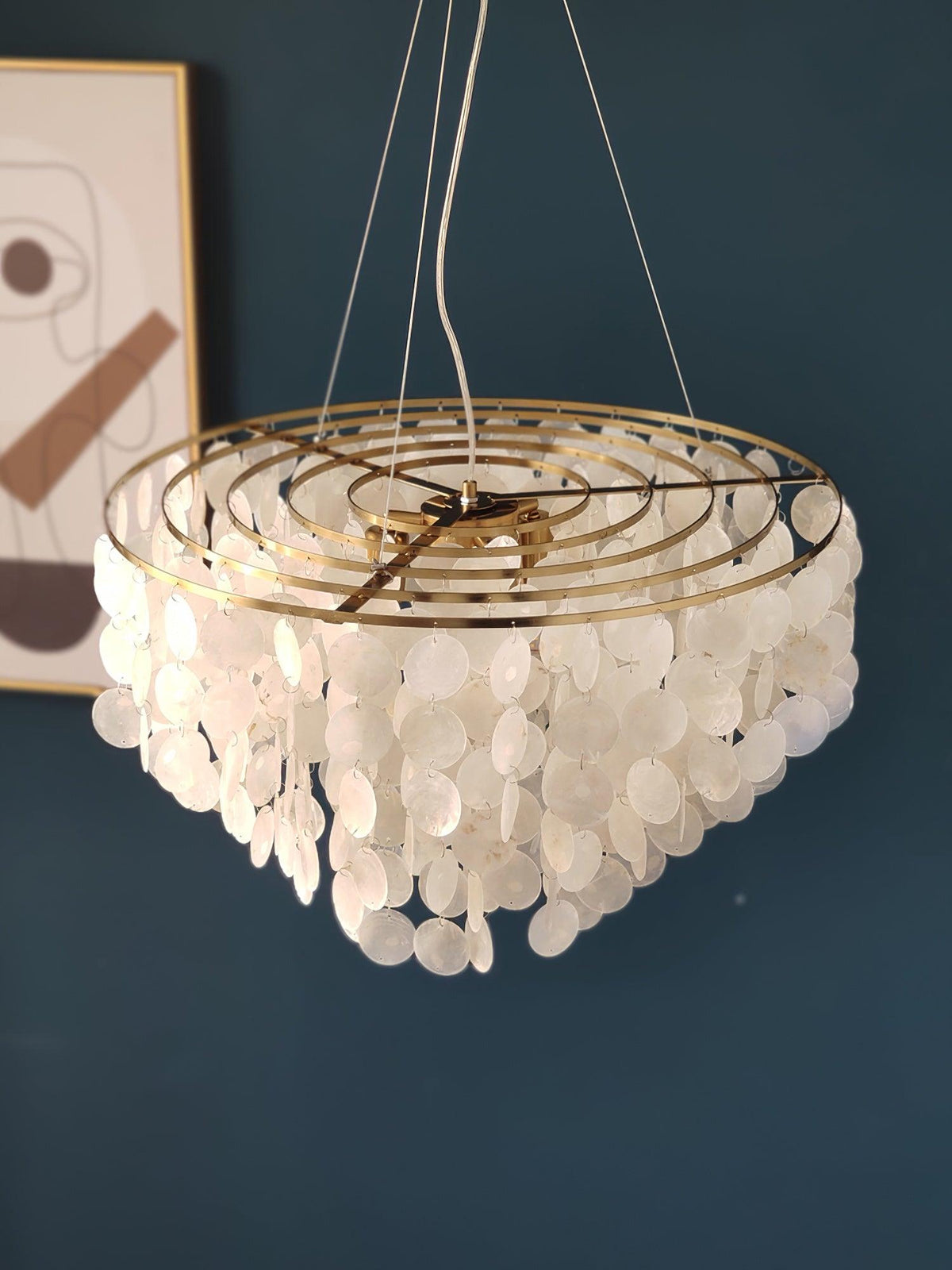 Esileth Postmodern Luxury Shell Wind Chime Chandelier