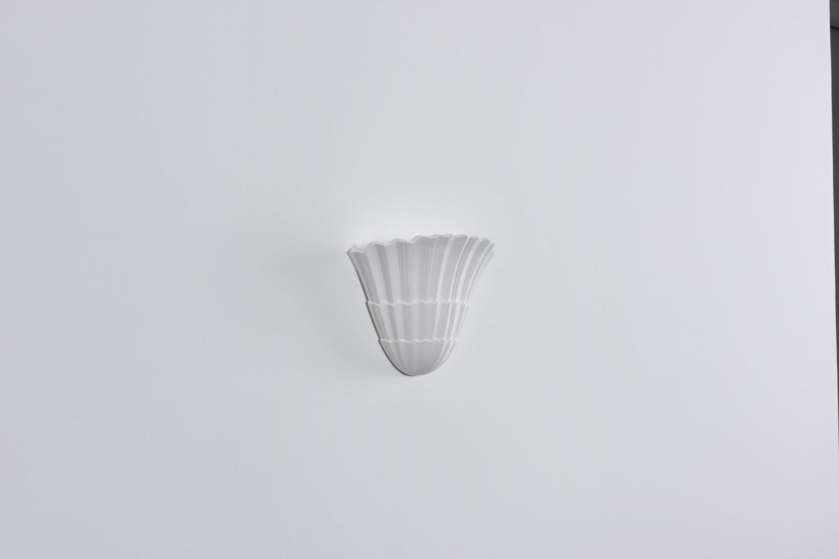 Selirelle Modern Wall Lamp