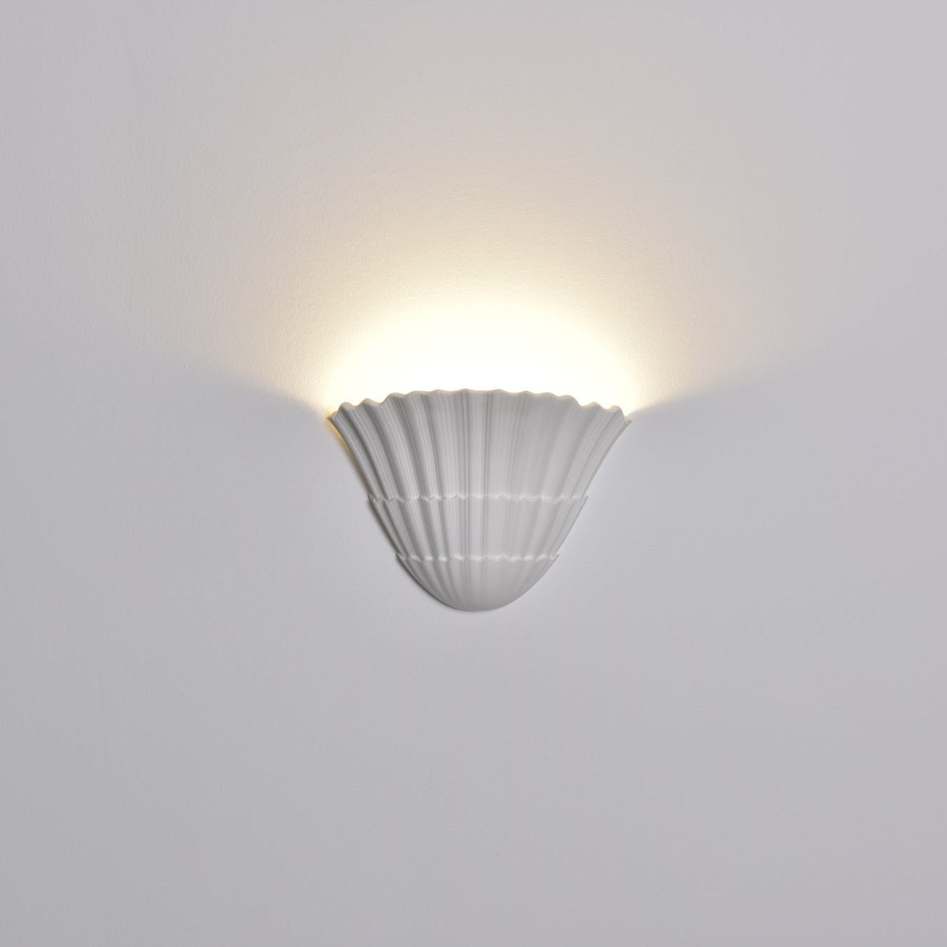 Selirelle Modern Wall Lamp