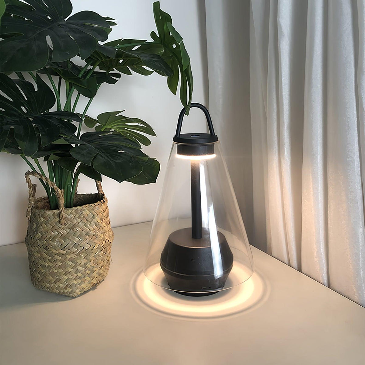 Emarir Scandinavian Glass Table Lamp