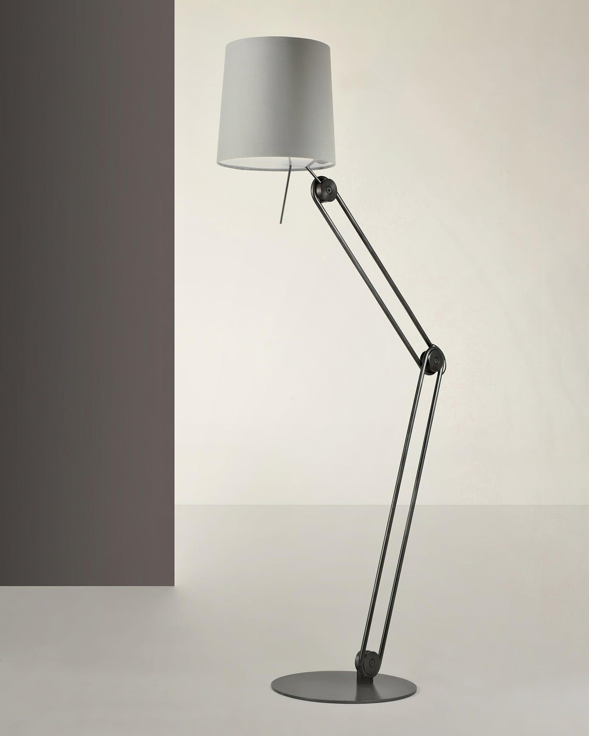 Zarina Minimalist Fabric Floor Lamp