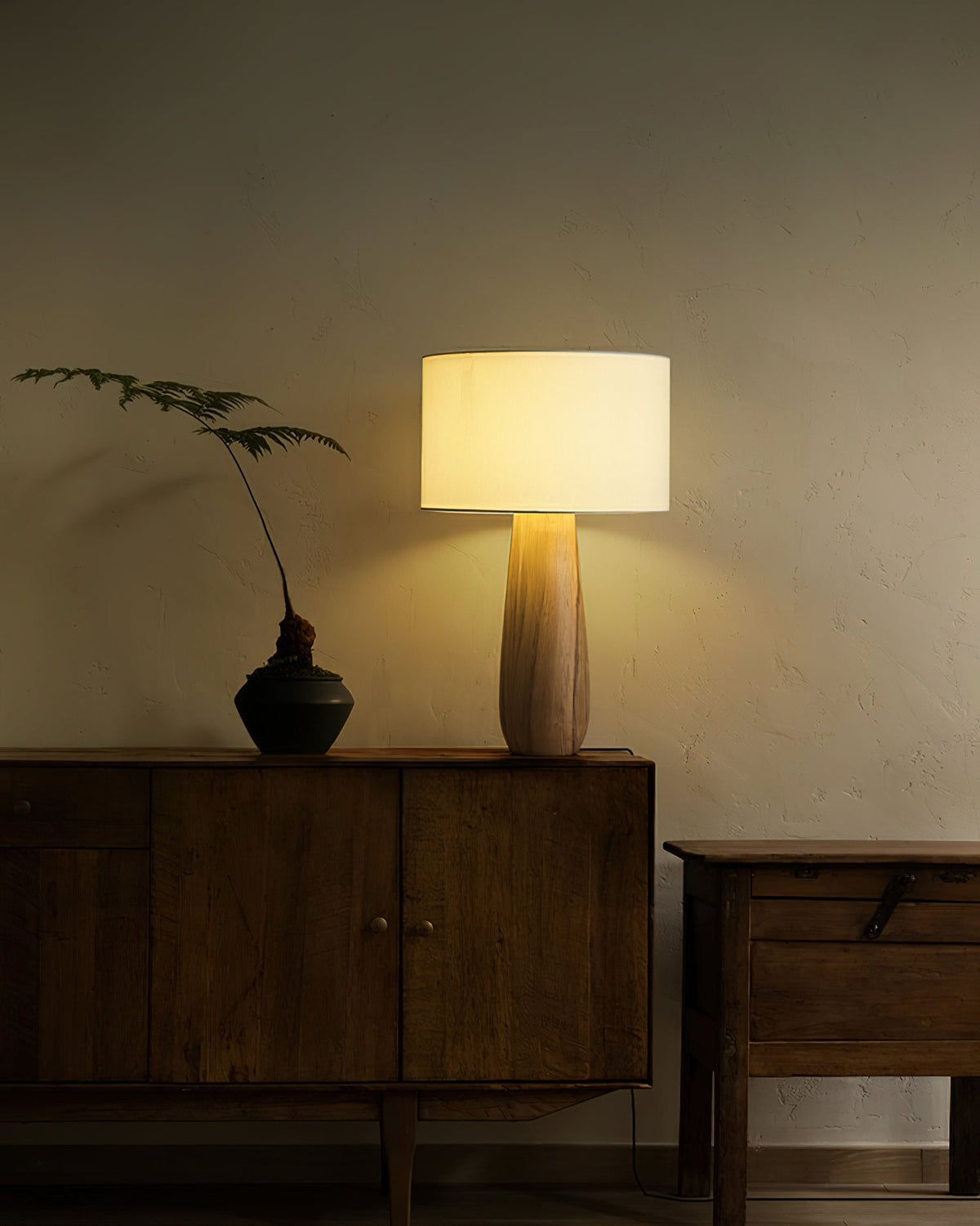 Aero Nordic Fabric Table Lamp