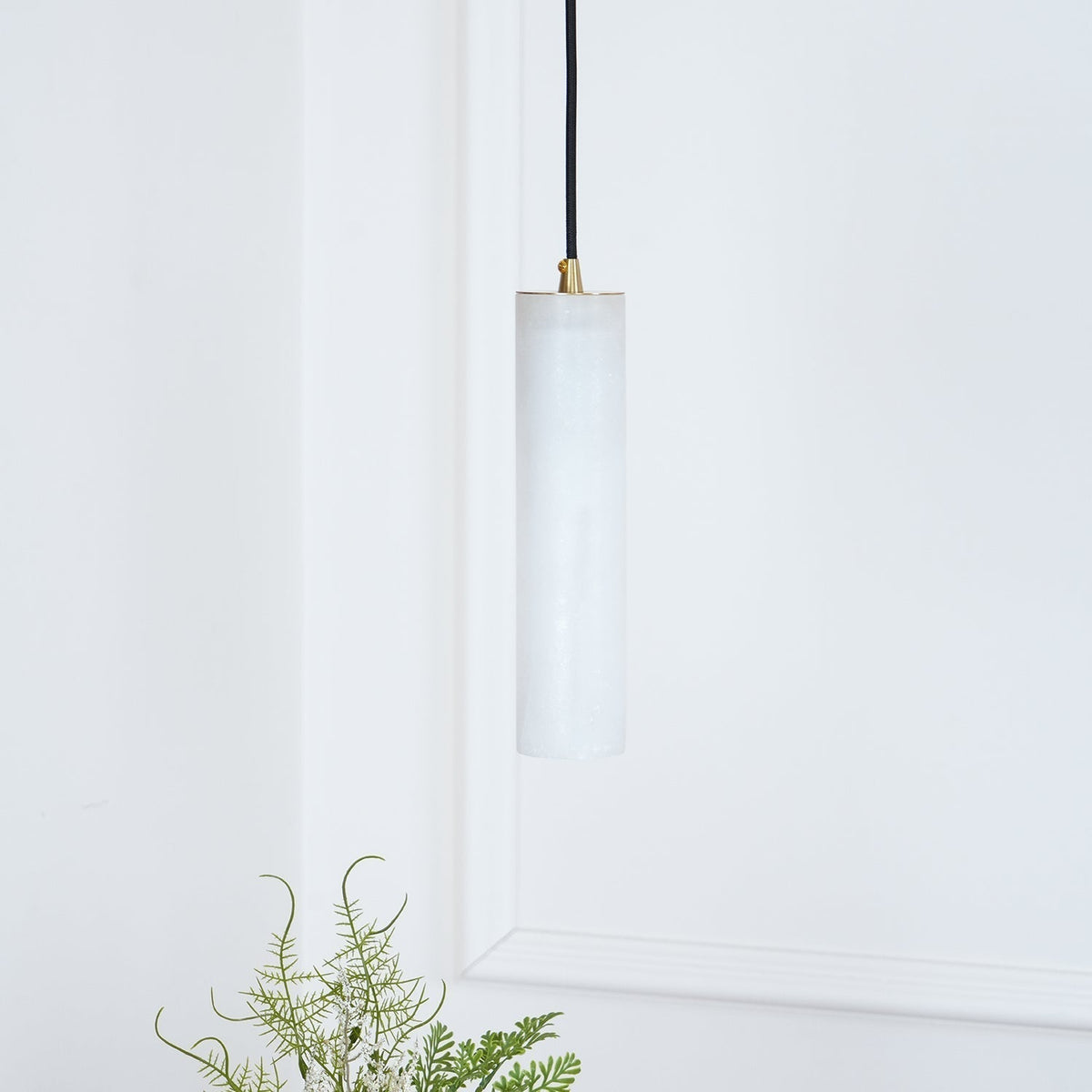 Lunexi Cluster Alabaster Pendant Light