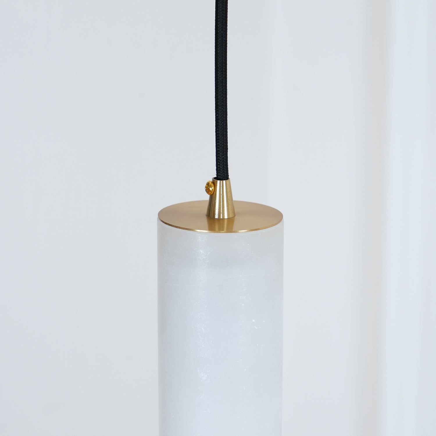 Lunexi Cluster Alabaster Pendant Light