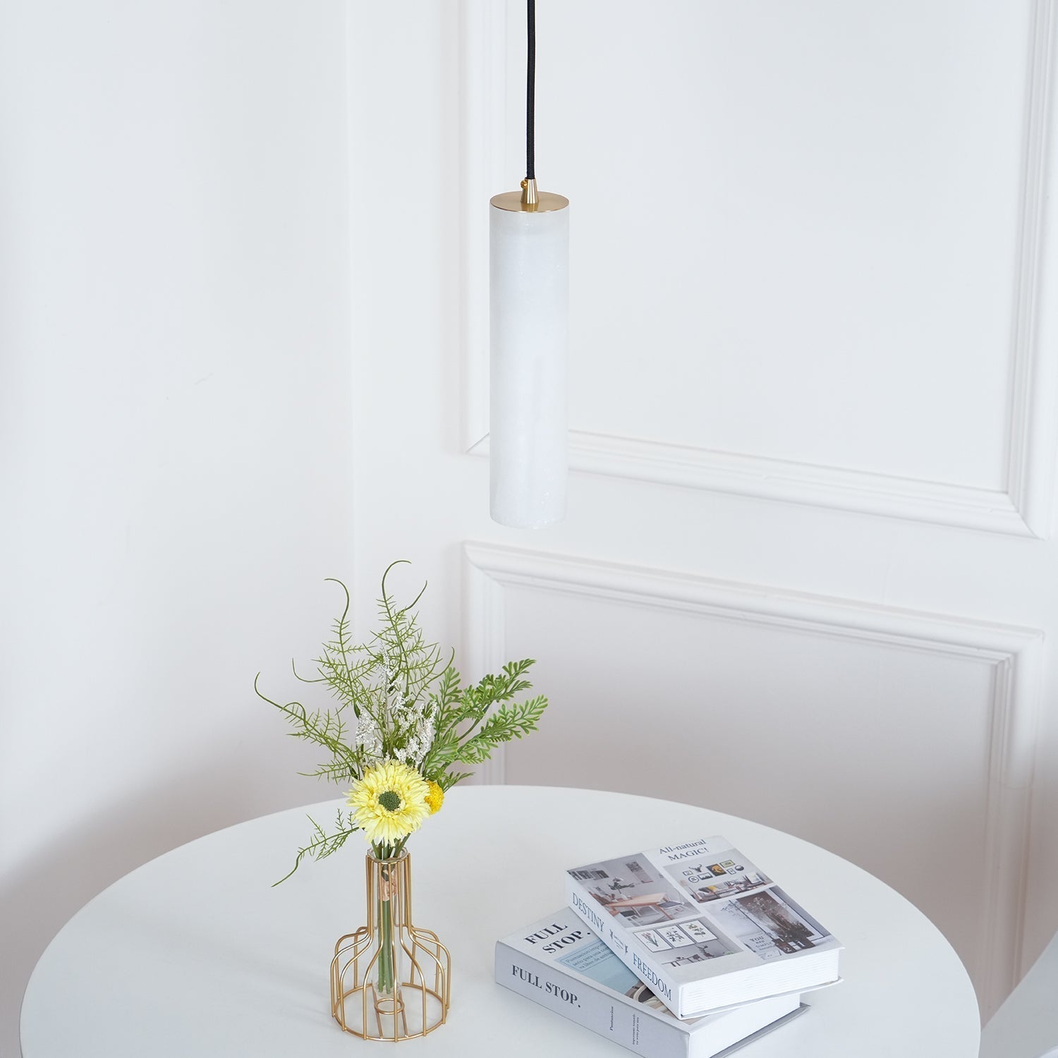Lunexi Cluster Alabaster Pendant Light