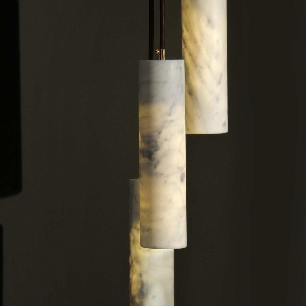 Lunexi Cluster Alabaster Pendant Light