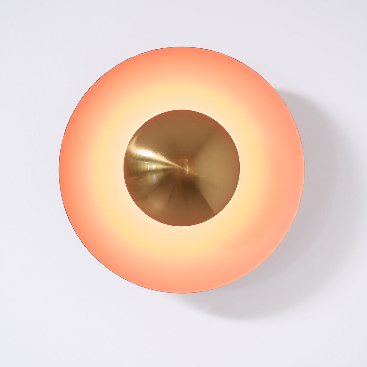 Xevan Elegance Simplicity Glow Wall Light