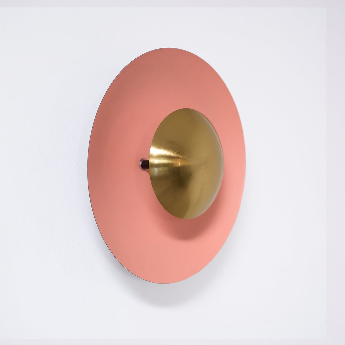 Xevan Elegance Simplicity Glow Wall Light