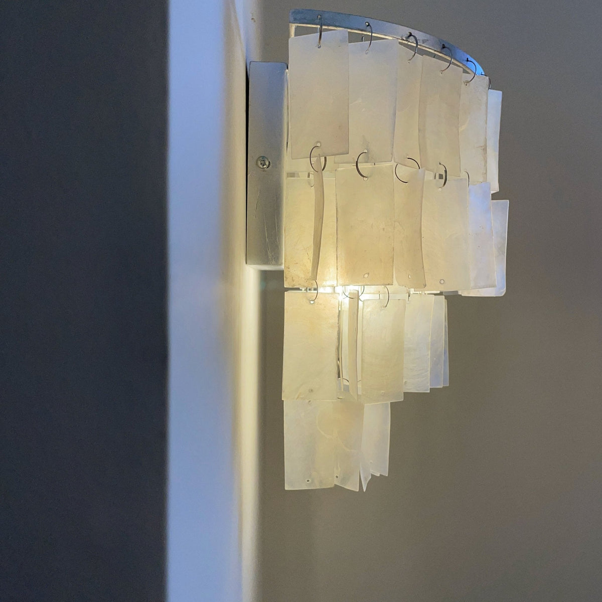 Vidoros Postmodern Luxury Shell Tiered Wall Lamp