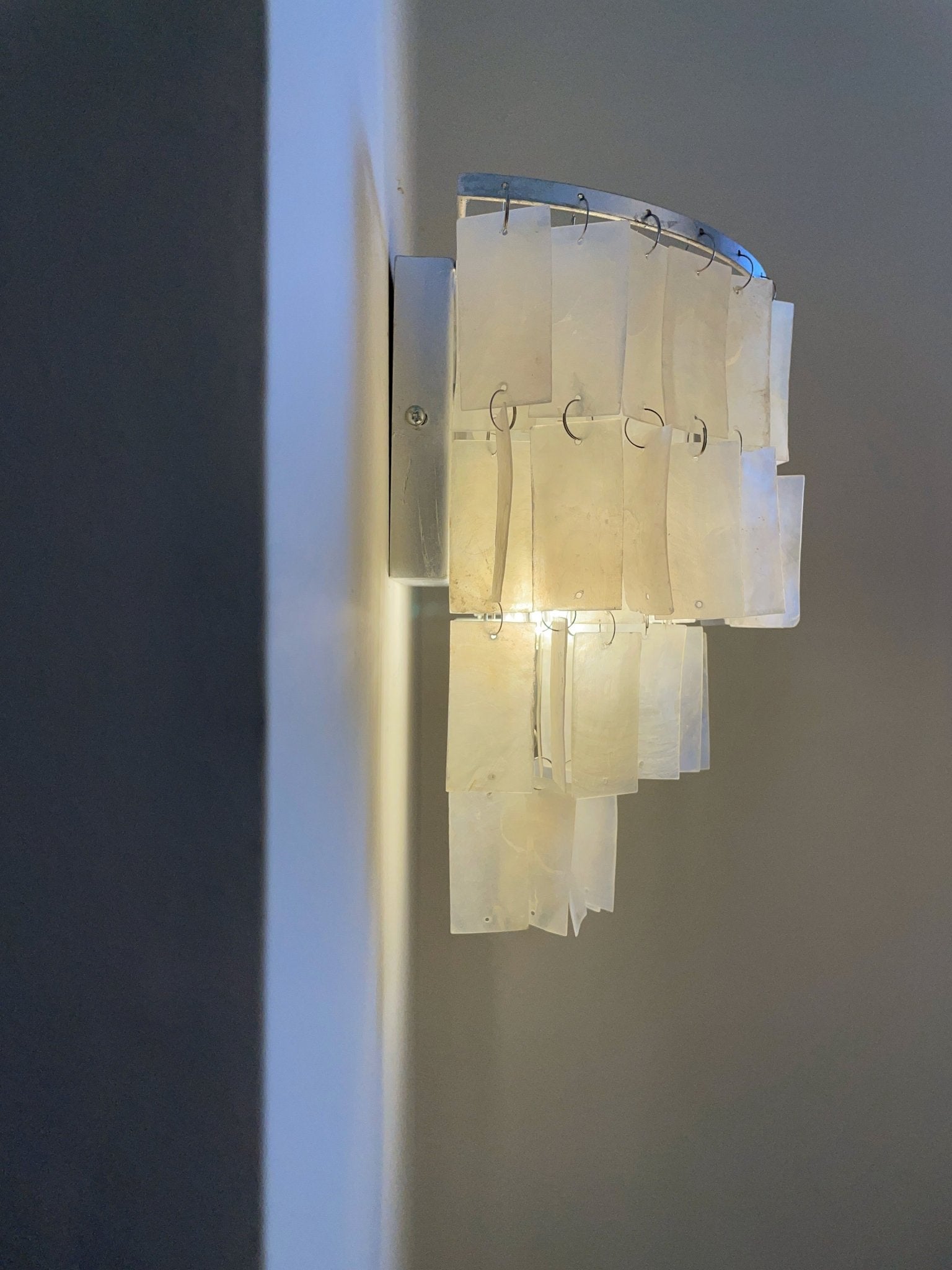 Vidoros Postmodern Luxury Shell Tiered Wall Lamp
