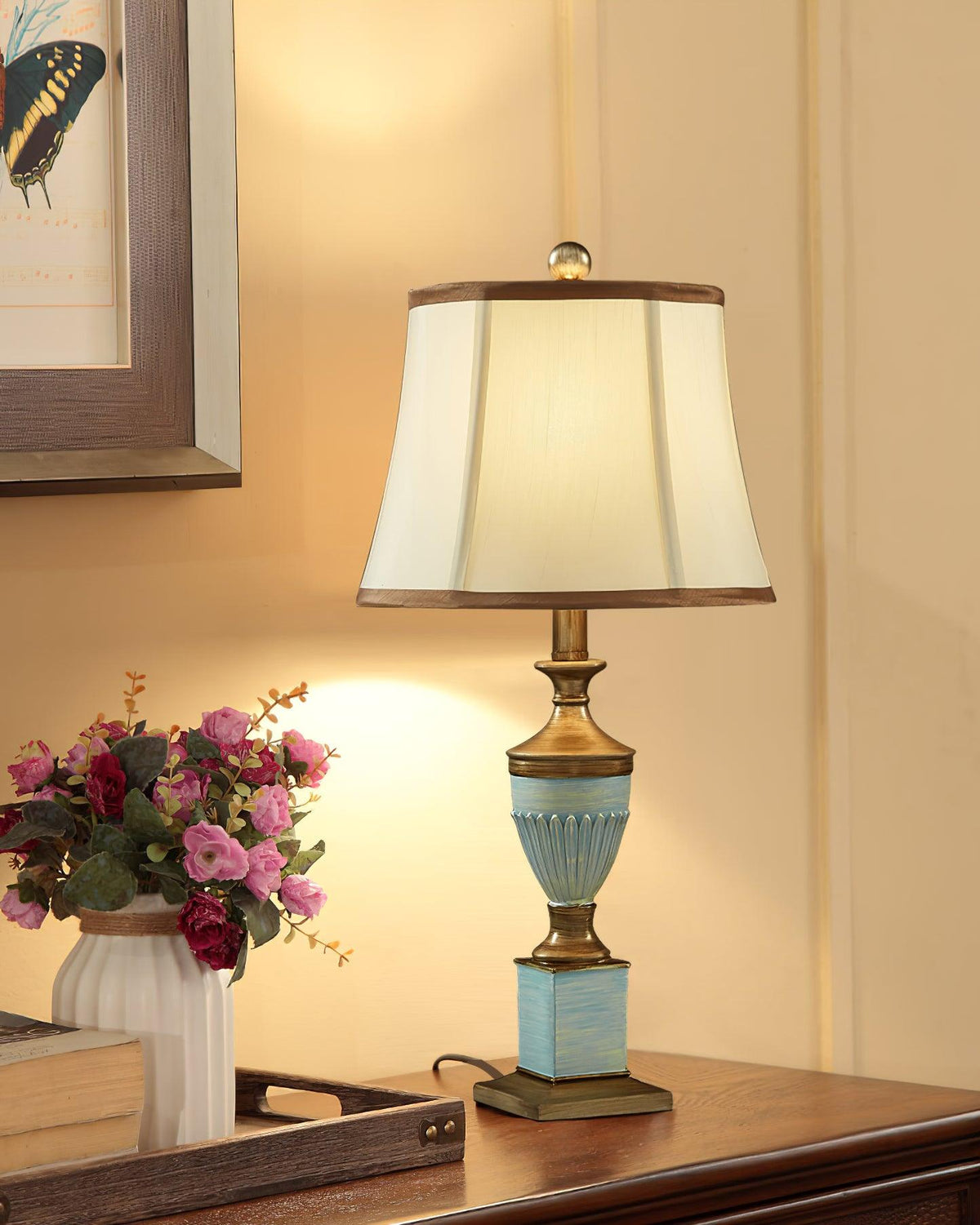 Lucivine Vintage Resin Table Lamp