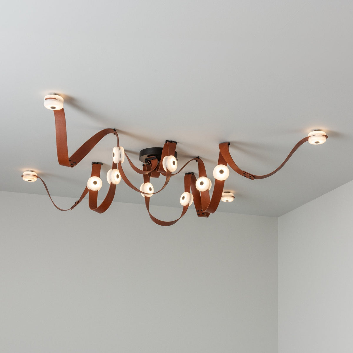 Nivuella Alabaster Chandelier