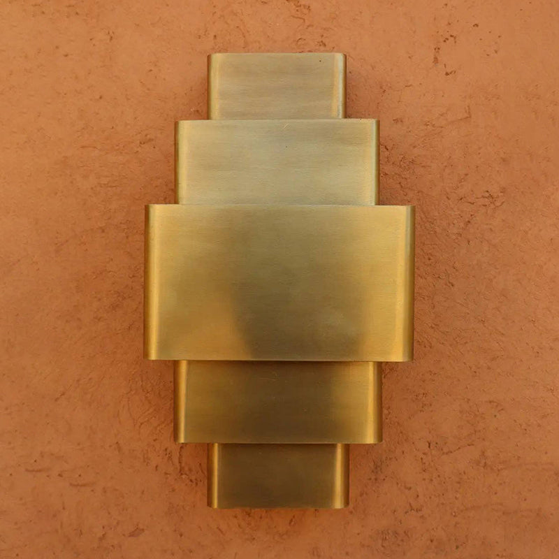 Casaella Brass Wall Lamp