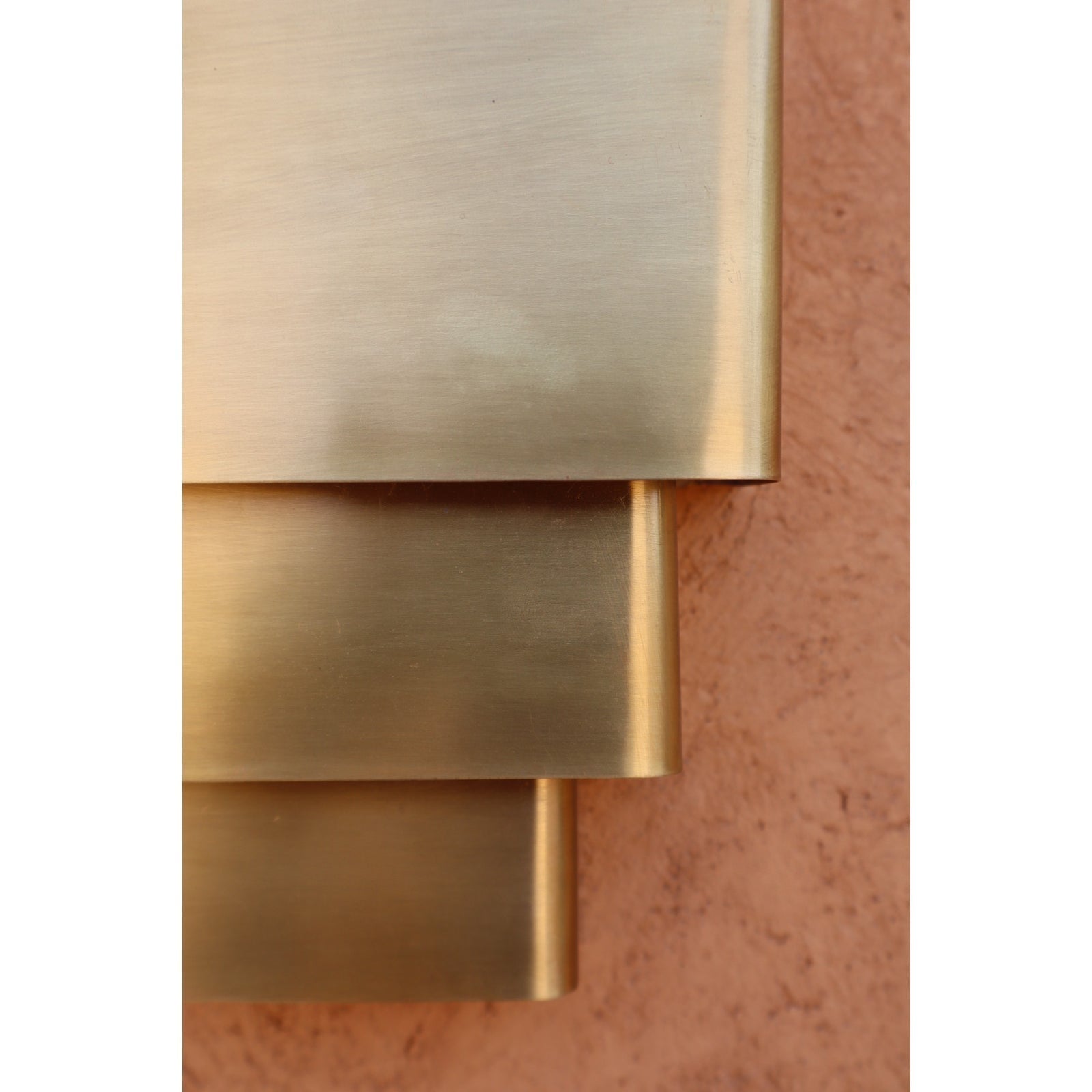 Casaella Brass Wall Lamp