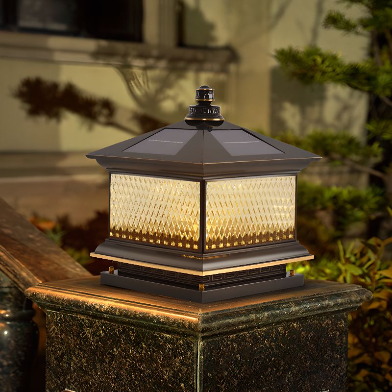 Evelor Classic Diamond Solar Post Outdoor Light