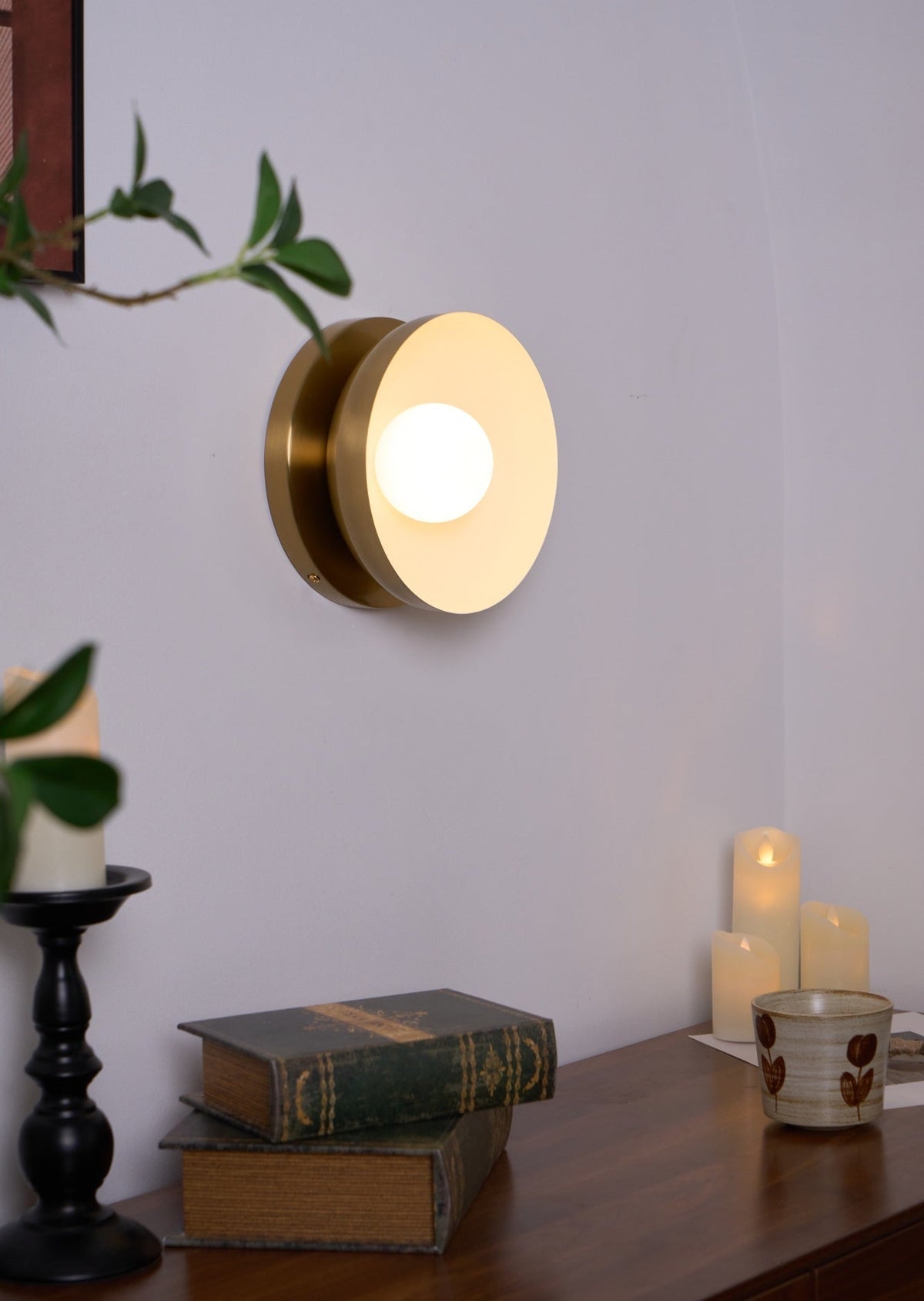 Eirearia Modern Minimalist Solar Eclipse Brass Glass Wall Light