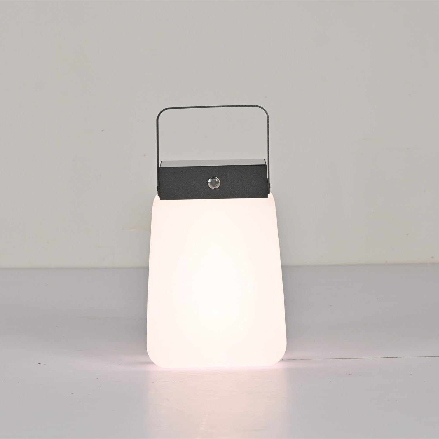 Dillon Minimalist PE Outdoor Light