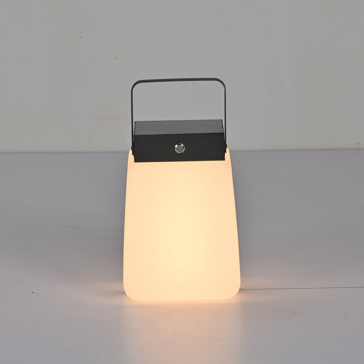 Dillon Minimalist PE Outdoor Light