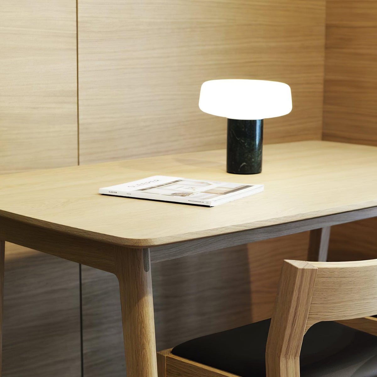 Erinilil Marble Base Table Lamp