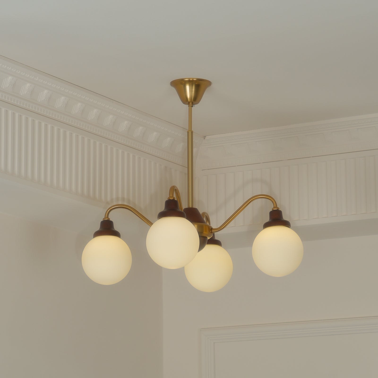 Lioranora Fashion Glass Chandelier